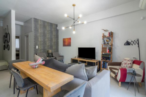 Spacious Apartment For 2 In Nea Smirni
